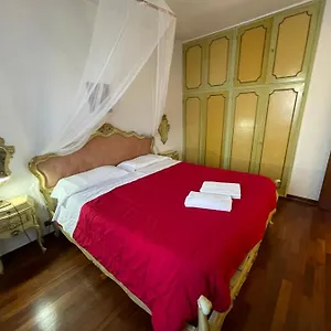 Royal Velence